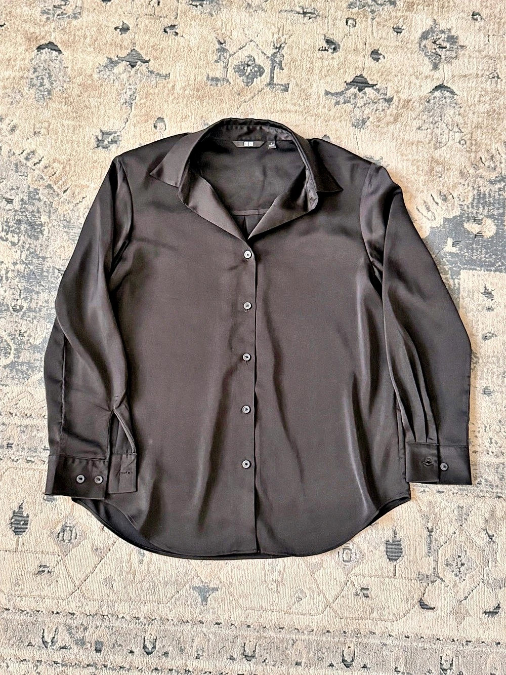 Uniqlo Satin Long-Sleeve Blouse Black